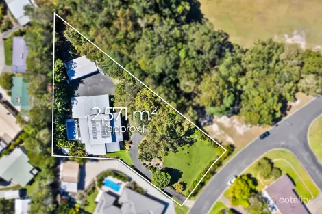 Property photo of 14 Lyndhurst Grove Tewantin QLD 4565