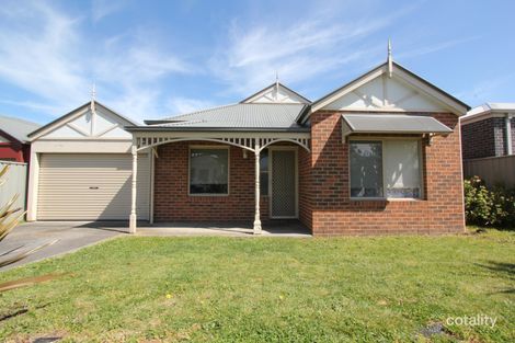 15 Clifton St, Delacombe, VIC 3356