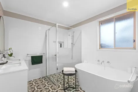 Property photo of 26 St Andrews Way Darley VIC 3340