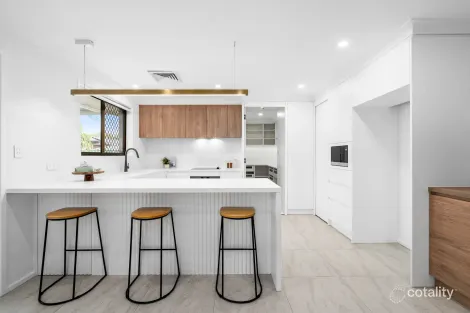 Property photo of 30 Rickard Road Bossley Park NSW 2176