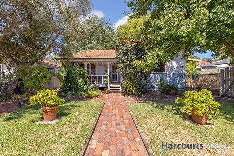 Property photo of 16 Balfour Road Swan View WA 6056