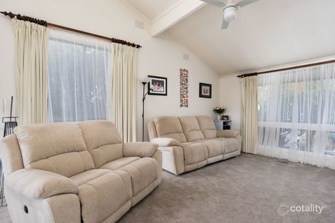 Property photo of 42 Rolling Hills Road Chirnside Park VIC 3116