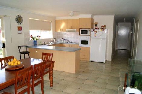 Property photo of 1 Manning Court Pakenham VIC 3810