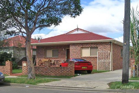 8 Juno Pde, Greenacre, NSW 2190