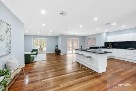 Property photo of 52 Barrington Grove Thornton NSW 2322