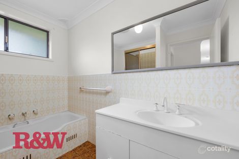 Property photo of 7 Swallow Place Ingleburn NSW 2565