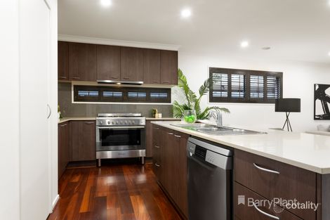 Property photo of 5 Tregowan Place Doreen VIC 3754