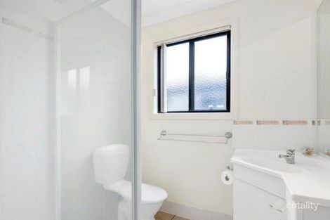 Property photo of 2/16 Crosby Avenue Pacific Pines QLD 4211