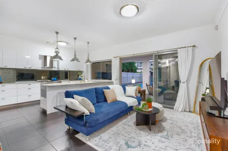 Property photo of 77 Gizerah Street Mitchelton QLD 4053