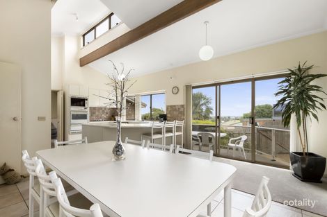 Property photo of 4 Ashwood Court Lakes Entrance VIC 3909