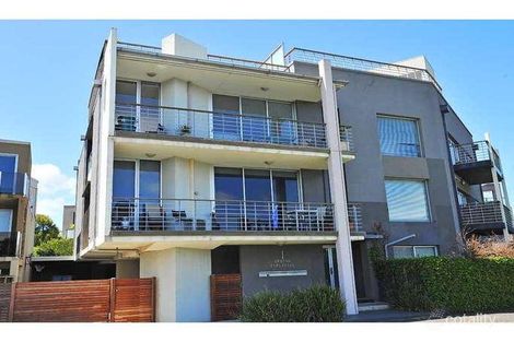 5/1 Ormond Esp, Elwood, VIC 3184