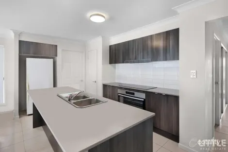 Property photo of 51 Wilson Circuit Flagstone QLD 4280