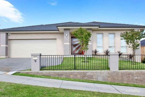 9 Tinderry Ave, Minto, NSW 2566