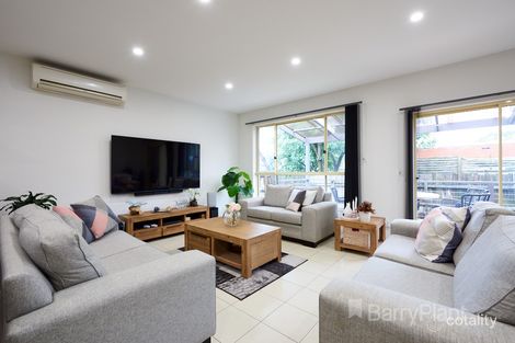 Property photo of 2/26 Olive Road Eumemmerring VIC 3177
