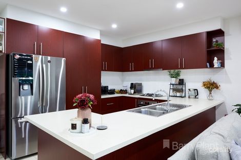 Property photo of 2/26 Olive Road Eumemmerring VIC 3177