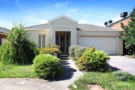 Property photo of 23 Willandra Loop Caroline Springs VIC 3023