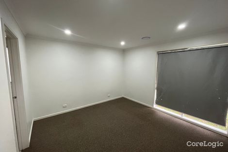 Property photo of 7 Wilmott Close Berwick VIC 3806