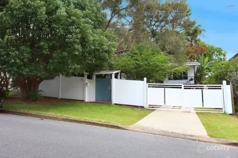 32 Kuranga Ave, Southport, QLD 4215