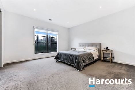 Property photo of 5A Hardy Court Berwick VIC 3806