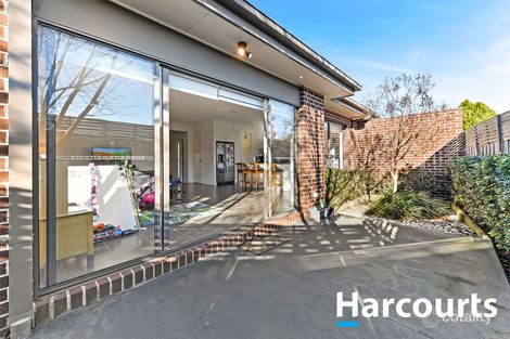 Property photo of 5A Hardy Court Berwick VIC 3806