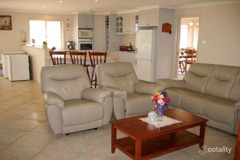 Property photo of 4 Orange Thorn Crescent Banks ACT 2906