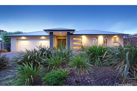 4 Kathleen Cres, Mornington, VIC 3931