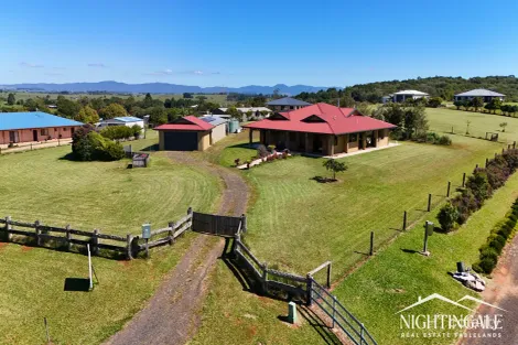 33 Julie Cl, Peeramon, QLD 4885