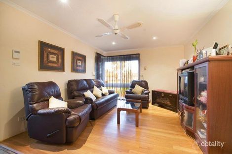 Property photo of 19 Toucan Crescent Plumpton NSW 2761