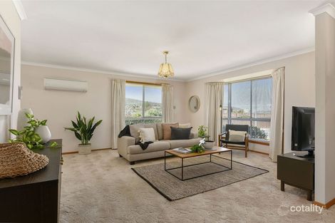 Property photo of 1/28 Talune Street Lindisfarne TAS 7015