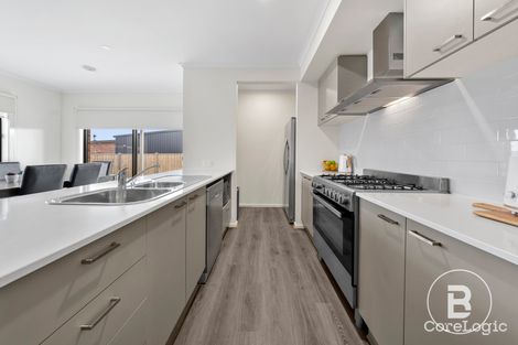 Property photo of 16 Daimler Drive Smythes Creek VIC 3351