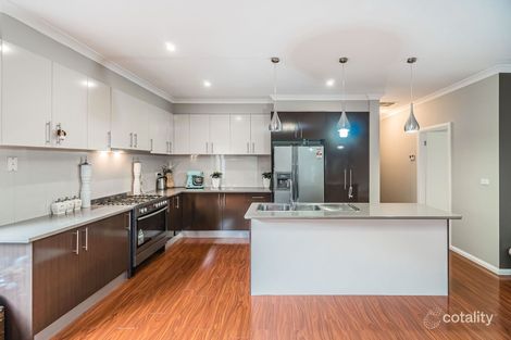 Property photo of 10 Allerton Way Roxburgh Park VIC 3064