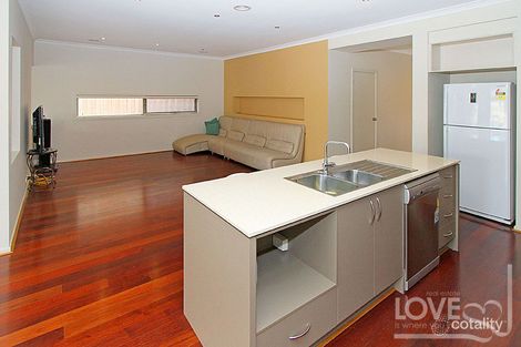Property photo of 17 Claremont Place Epping VIC 3076