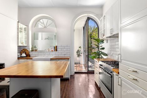 Property photo of 2/24 Robe Street St Kilda VIC 3182