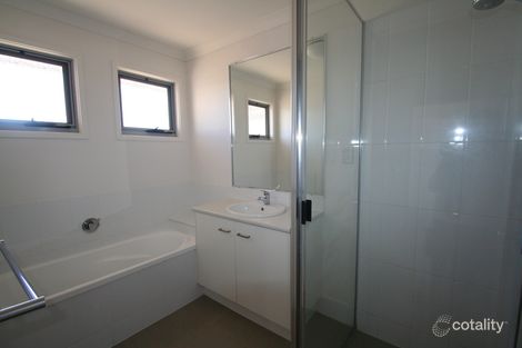 Property photo of 1/12 Eagle Street Emerald QLD 4720