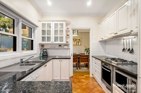 Property photo of 33 Jeffery Street Blackburn VIC 3130