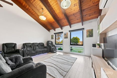 Property photo of 40 Langdon Crescent Craigieburn VIC 3064