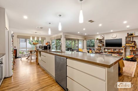 Property photo of 11 Middleton Crescent Wodonga VIC 3690