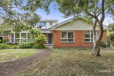 Property photo of 2 Severn Court Mount Waverley VIC 3149