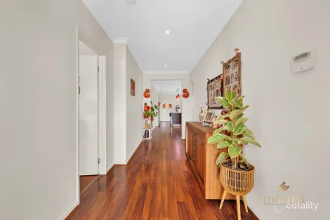 Property photo of 22 Fenton Court Truganina VIC 3029