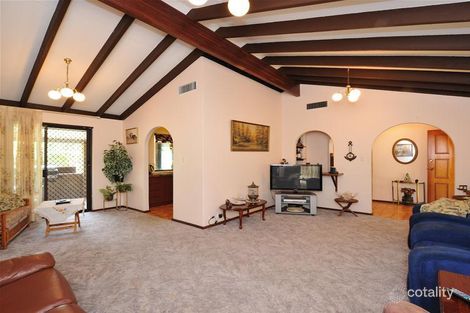 Property photo of 59 Glencoe Parade Halls Head WA 6210