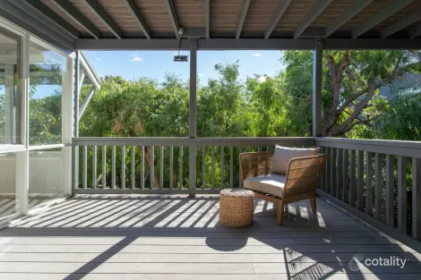 Property photo of 16 Elsegood Avenue Yallingup WA 6282