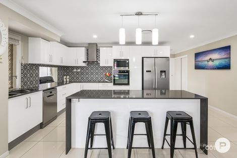 Property photo of 1 Avondale Crescent Parkinson QLD 4115