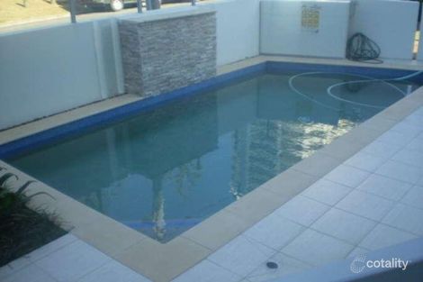 Property photo of 1/10 Oatland Esplanade Runaway Bay QLD 4216