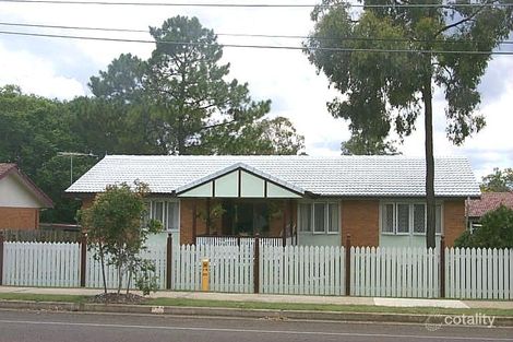 82 Aspinall St, Leichhardt, QLD 4305