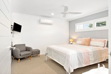 Property photo of 11 McIntosh Crescent Woolgoolga NSW 2456