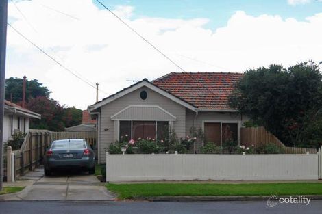 77 Woods St, Newport, VIC 3015