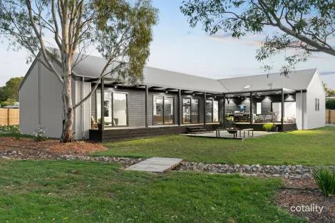 2 Heartwood Ct, Bunyip, VIC 3815