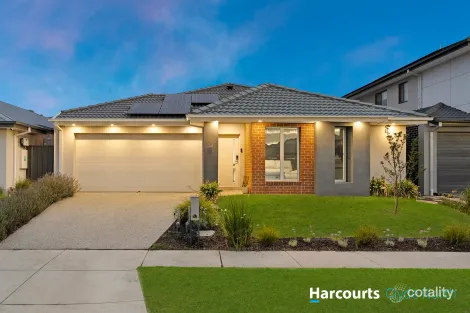 9 Fandango St, Clyde North, VIC 3978