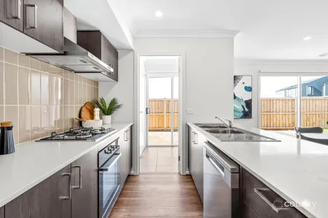 Property photo of 19 Milla Avenue Armstrong Creek VIC 3217