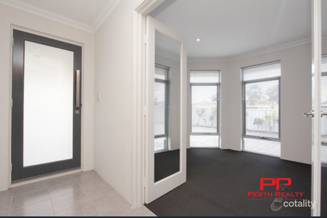 Property photo of 29A Broadway Embleton WA 6062